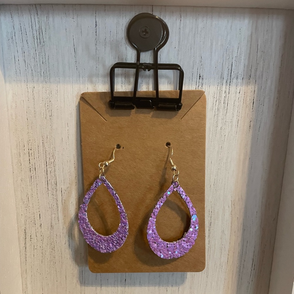 Purple lightweight earrings